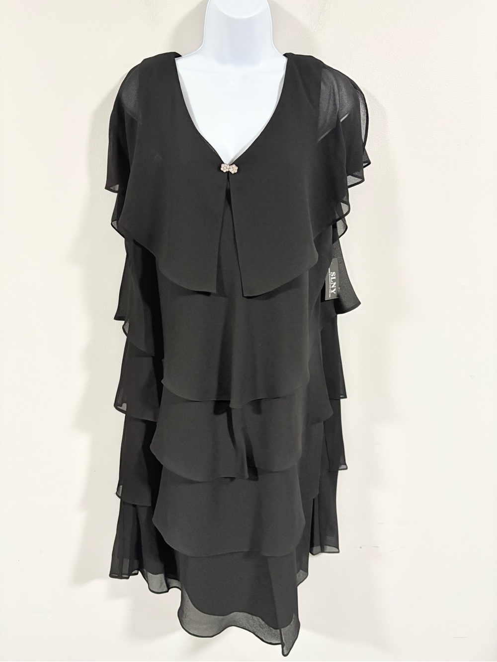 SLNY Black Tiered Chiffon Cocktail Dress Rhinestone Accent Womens 16W